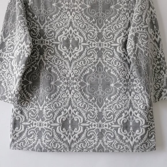 Chico's Women's Gray Yellowstone Jacquard Envelope-Zipper Top Size 1 US M - Picture 3 of 7